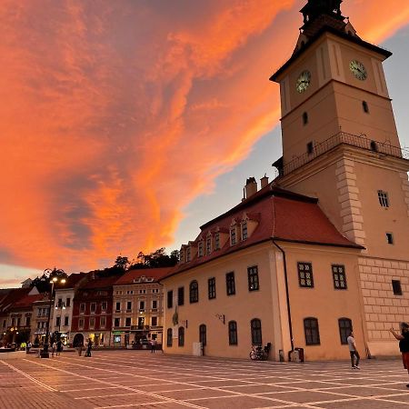Key Apartments In Main Square Brașov Exterior foto